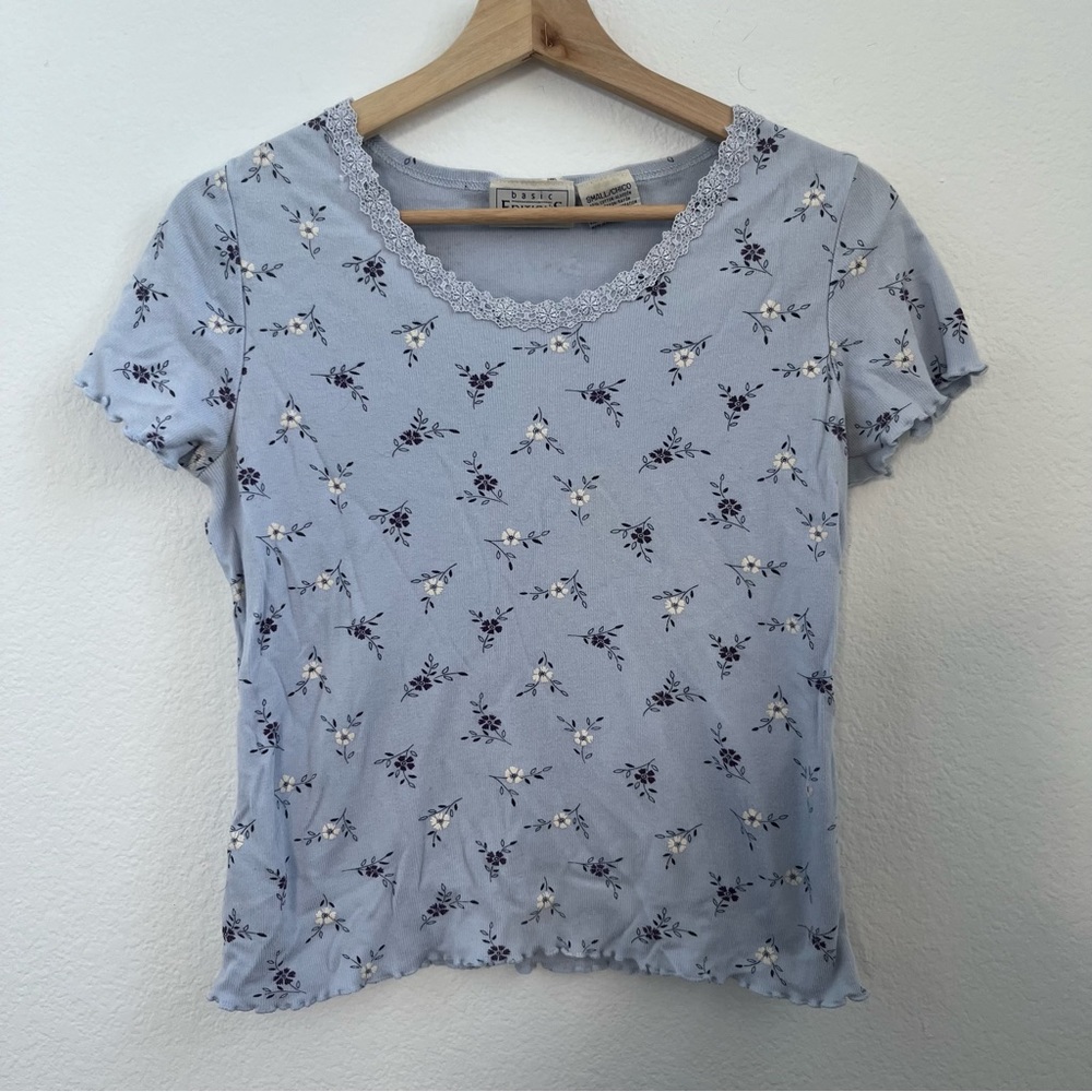 Blue floral top